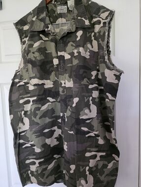 CE Schmidt Workwear Camo Olive Sleeveless Cotton Button Vest Size XLT